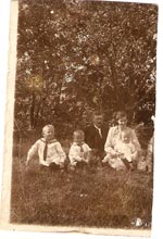 Familien Jensen o. 1912?. Privatfoto.